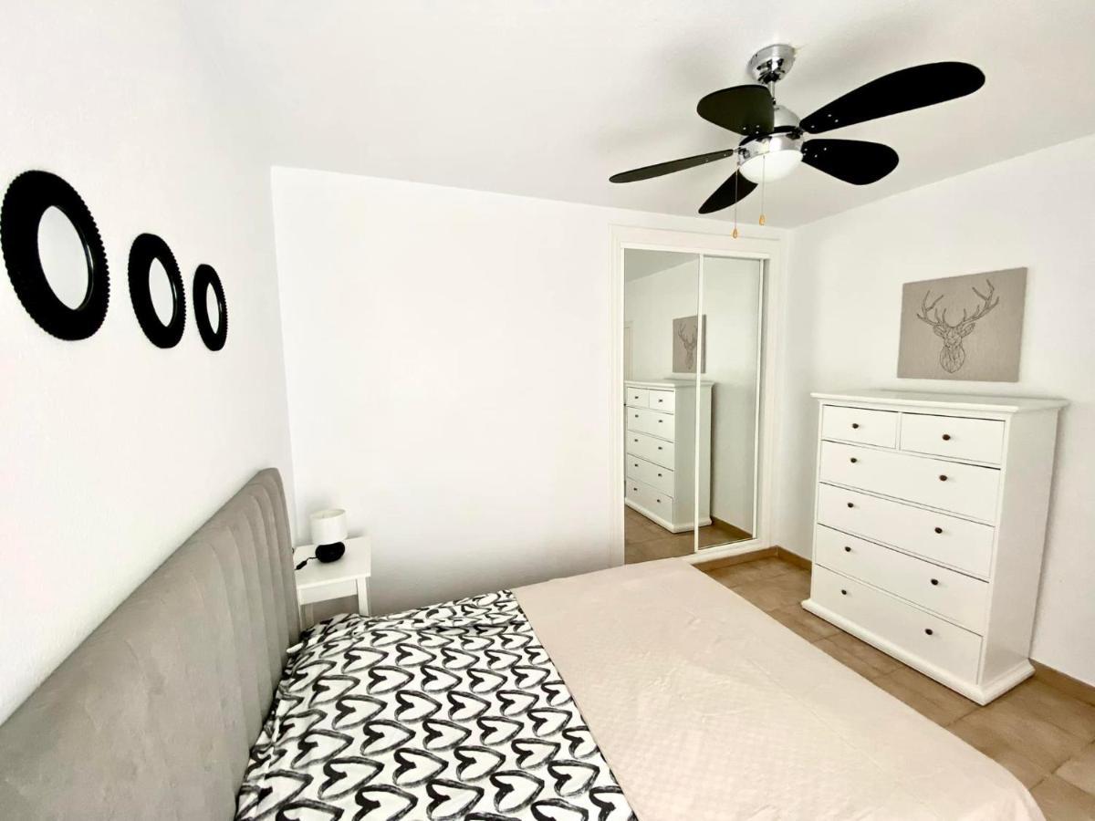 Locos Beach Holiday Apartments Торевиеха Екстериор снимка