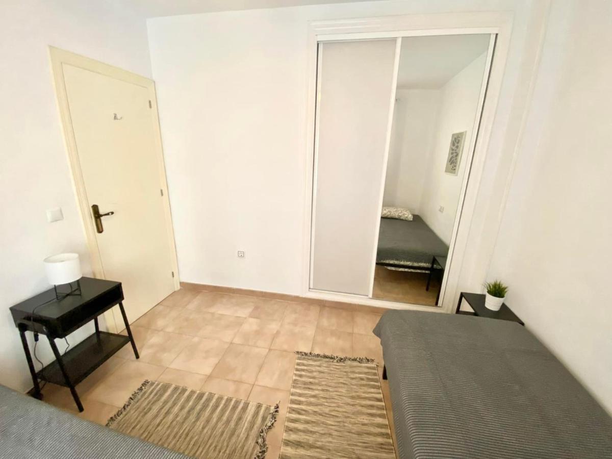 Locos Beach Holiday Apartments Торевиеха Екстериор снимка